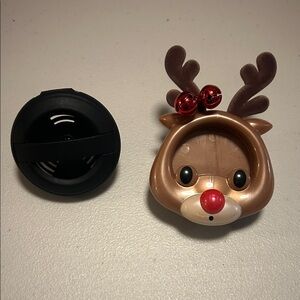 Set of 2 Bath and Body Works car clips, reindeer, black